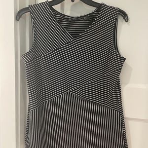 Tahari Sleeveless Summer Top - NWOT